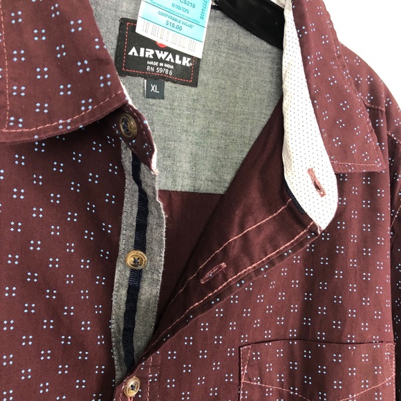 Airwalk s/s button down shirt - size XL - Picture 4 of 7